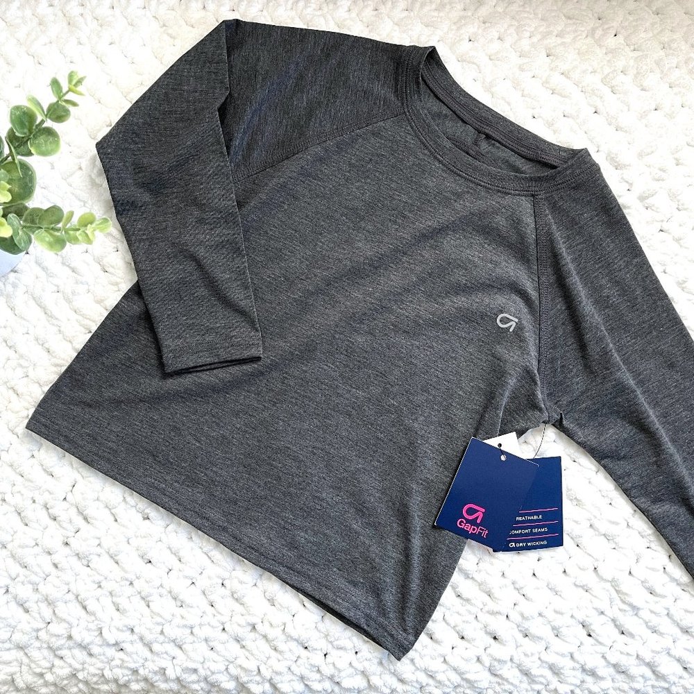 NWT Girls GAP GapFit Dry Fit Athletic Shirt (Gray) XS